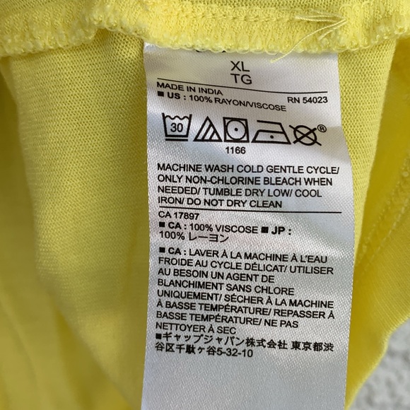 Banana Republic soft short sleeve v-neck top size XL - Picture 5 of 9